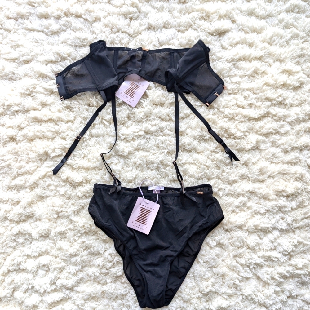 SAVAGE FENTY Bikini and Garter Belt